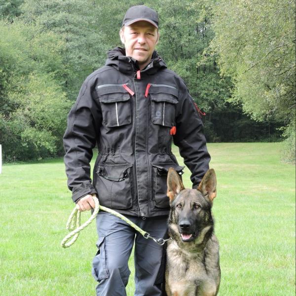 Eric Doneux in pes Odja