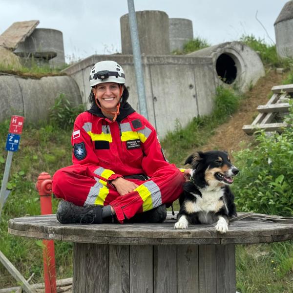Monika Arasimowicz in pes Etna