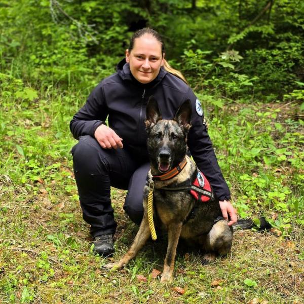 Maria Haduch in pes Tori