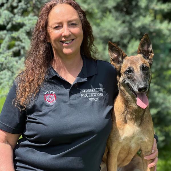 Sandra Obermayer in pes Cleo