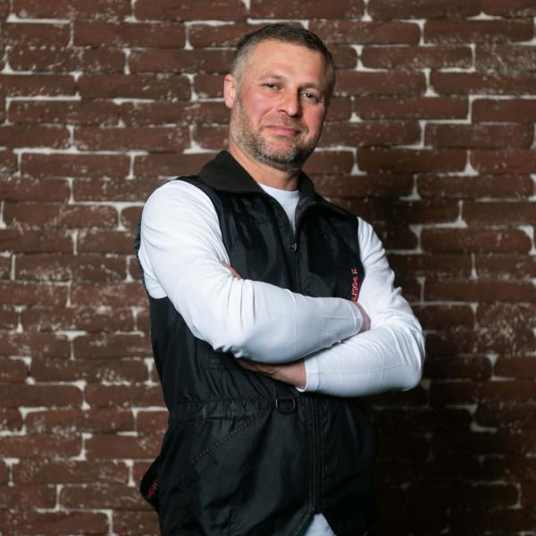 Brabecean Grigore in pes 